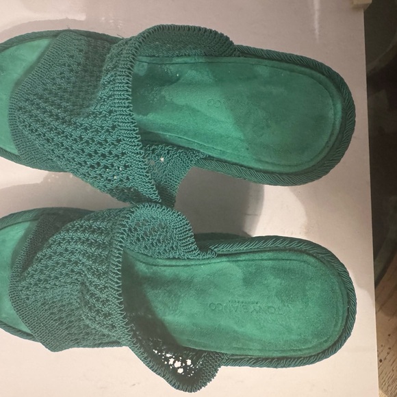 Tony Bianco size 9 matrix jade waffle wedge, never worn 4 in heel - Picture 5 of 7